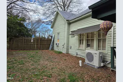 812 W Anderson Street, Selma, NC 27576 - Photo 17