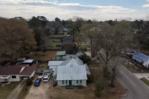 812 W Anderson St, Selma, NC 27576 - Photo 1