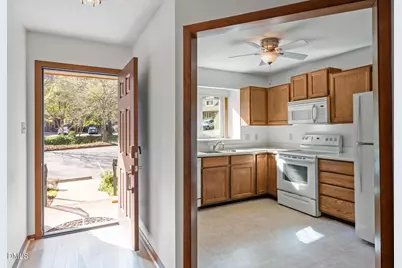 112 Essex Drive, Chapel Hill, NC 27514 - Photo 9