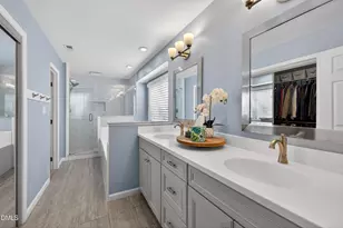 9805 Rockledge Dr, Raleigh, NC 27617 - Photo 31