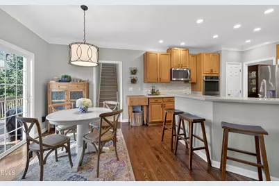 9805 Rockledge Drive, Raleigh, NC 27617 - Photo 19