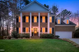 9805 Rockledge Dr, Raleigh, NC 27617 - Photo 5