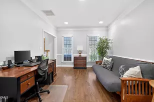 9805 Rockledge Dr, Raleigh, NC 27617 - Photo 13