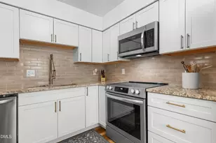 4702 Walden Pond Dr, Raleigh, NC 27604 - Photo 7