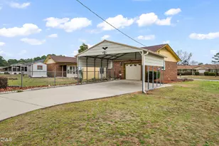 607 Bedford Rd, Fayetteville, NC 28303 - Photo 5