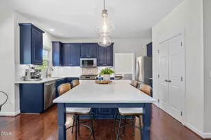 202 Sarazen Meadow Way, Cary, NC 27513 - Photo 5