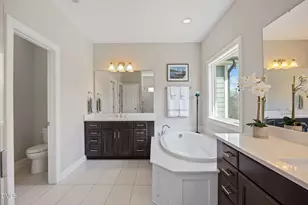 105 Utley Bluffs Dr, Holly Springs, NC 27540 - Photo 31