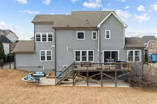 105 Utley Bluffs Dr, Holly Springs, NC 27540 - Photo 49