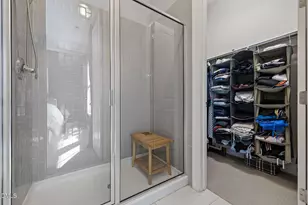 105 Utley Bluffs Dr, Holly Springs, NC 27540 - Photo 25