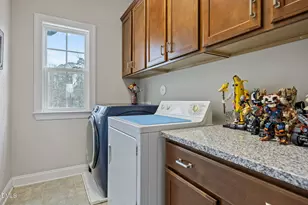 105 Utley Bluffs Dr, Holly Springs, NC 27540 - Photo 35