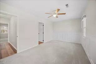 5725 Pool Side Dr, Raleigh, NC 27612 - Photo 15