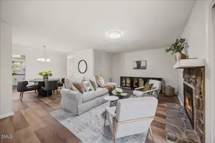 5725 Pool Side Dr, Raleigh, NC 27612 - Photo 7