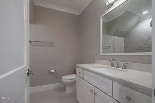 431 Wyndham Dr, Chapel Hill, NC 27516 - Photo 9