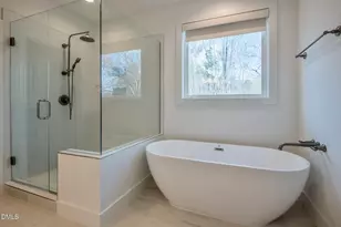 431 Wyndham Dr, Chapel Hill, NC 27516 - Photo 37
