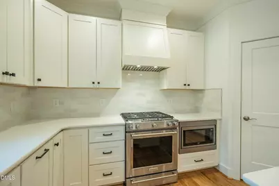 431 Wyndham Drive, Chapel Hill, NC 27516 - Photo 17