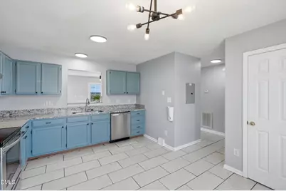 302 Center Heights Court, Apex, NC 27502 - Photo 5