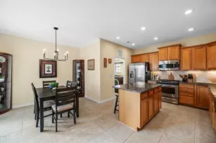 907 Footbridge Pl, Cary, NC 27519 - Photo 5