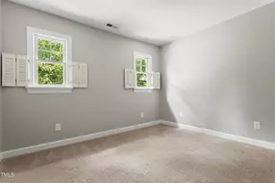 112 Lomond Ln, Cary, NC 27518 - Photo 23