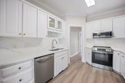 202 Chattel Close, Cary, NC 27518 - Photo 13