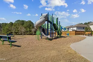 2433 Nassau Trce, Fuquay Varina, NC 27526 - Photo 39