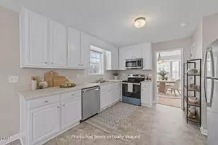 1636 Middle Ridge Dr, Willow Springs, NC 27592 - Photo 5