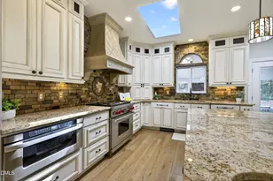 101 Bartica Ct, Cary, NC 27519 - Photo 3