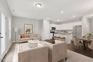 572 Barrington Row Ave, Zebulon, NC 27597 - Photo 15