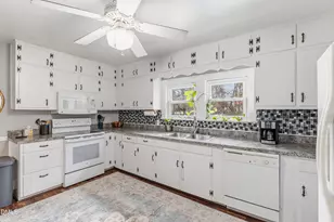 807 Whitsett Ave, Gibsonville, NC 27249 - Photo 5