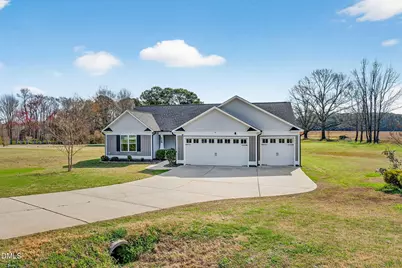 123 Agriculture Street, Benson, NC 27504 - Photo 3