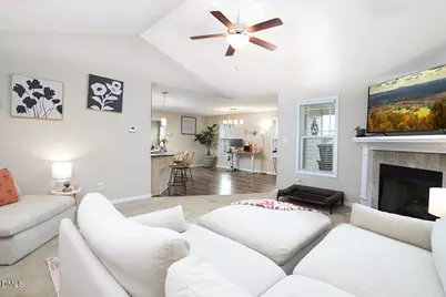 22 Willard Wood Run, Benson, NC 27504 - Photo 9