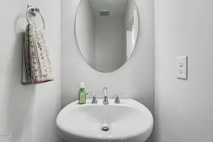 403 W Odell Ln, Zebulon, NC 27597 - Photo 19