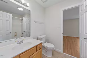 200 Faraday Ct, Cary, NC 27518 - Photo 33