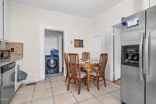 1113 Nash E, Wilson, NC 27893 - Photo 9