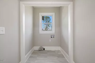 221 Charlotte Avenue, Sanford, NC 27330 - Photo 21