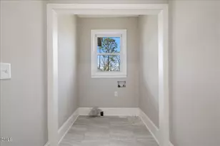 221 Charlotte Ave, Sanford, NC 27330 - Photo 21