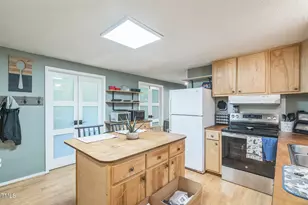 1205 John Breckenridge Dr, Hillsborough, NC 27278 - Photo 19