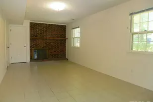 2455 Sedgefield Dr, Chapel Hill, NC 27514 - Photo 7