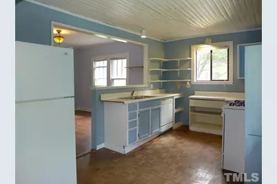 200 E Poplar Avenue, Carrboro, NC 27510 - Photo 9