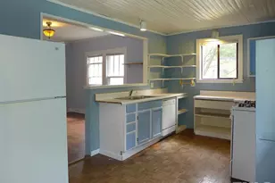 200 E Poplar Ave, Carrboro, NC 27510 - Photo 9