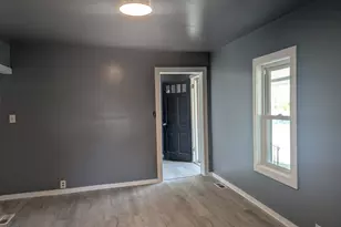 502 E Surles St, Dunn, NC 28334 - Photo 3