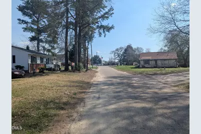 502 E Surles Street, Dunn, NC 28334 - Photo 27