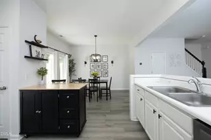 4224 Vienna Crest Dr, Raleigh, NC 27613 - Photo 13