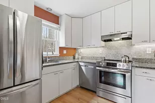 9906 Oak Hollow Rd, Chapel Hill, NC 27516 - Photo 13