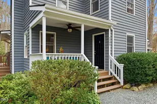 9906 Oak Hollow Rd, Chapel Hill, NC 27516 - Photo 3