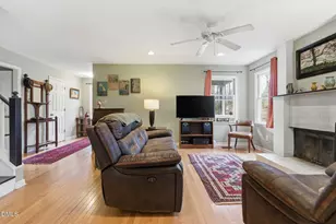 9906 Oak Hollow Rd, Chapel Hill, NC 27516 - Photo 7