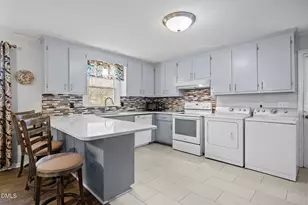 2415 Sparwood Dr, Durham, NC 27705 - Photo 11