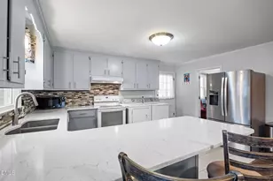 2415 Sparwood Dr, Durham, NC 27705 - Photo 13