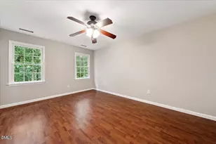 916 Brookhannah Ct, Fuquay-Varina, NC 27526 - Photo 15