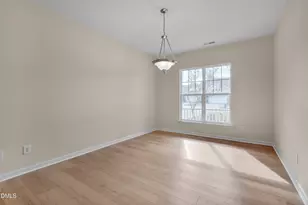 2103 Woodsdale Dr, Durham, NC 27703 - Photo 7