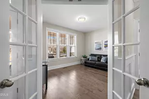 3317 Heathrowe Grove Ct, Fuquay Varina, NC 27526 - Photo 5